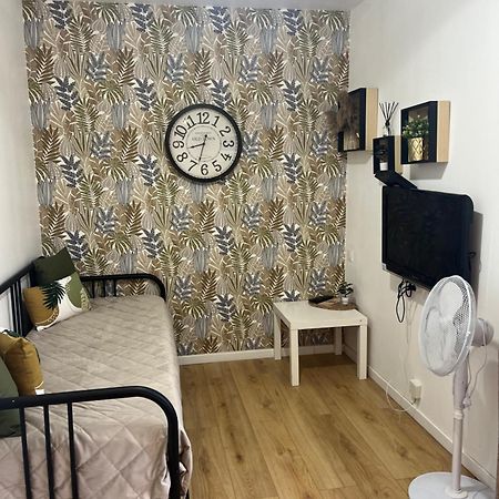 Cosy Appartement Nid De Reve Обервилье Экстерьер фото