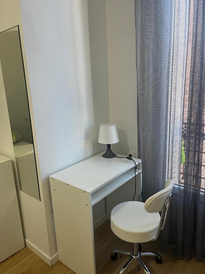 Cosy Appartement Nid De Reve Обервилье Экстерьер фото